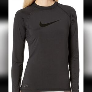 Nike Swim Dri FIT Long Sleeve Top Rashguard Hydroguard UPF 40+ Size M NWT Swoosh